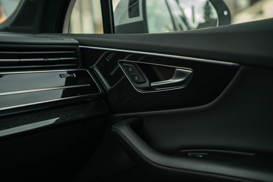 Продам Audi Q7 Prestige 2020 года в Черновцах