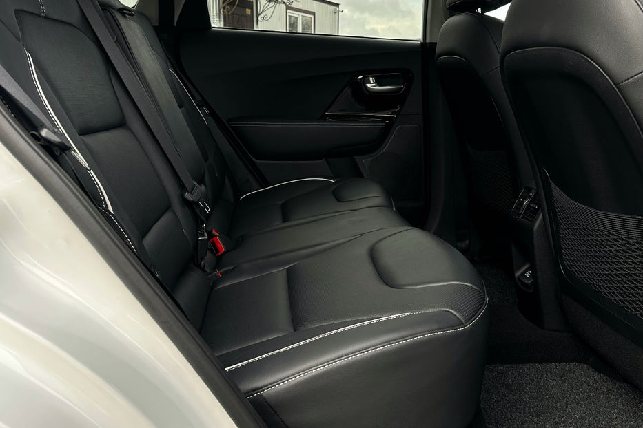 Продам Kia Niro 64 кВт Макс. комплектація 2021 года в Львове