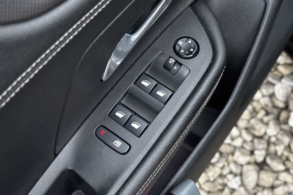 Продам Opel Mokka 50 KW  авто у Львові   2021 года в Львове