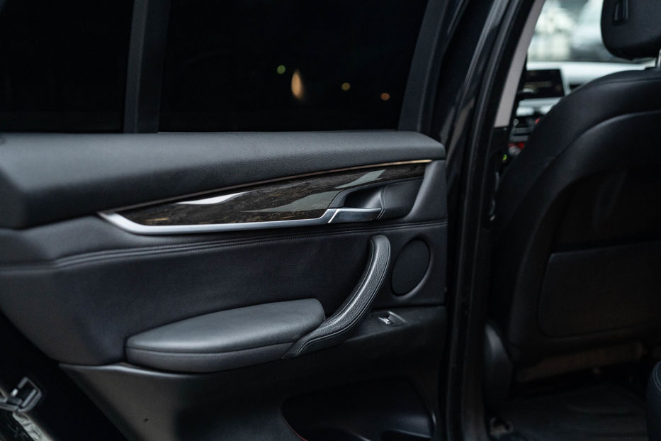 Продам BMW X5 xDrive35i 2014 года в Черновцах