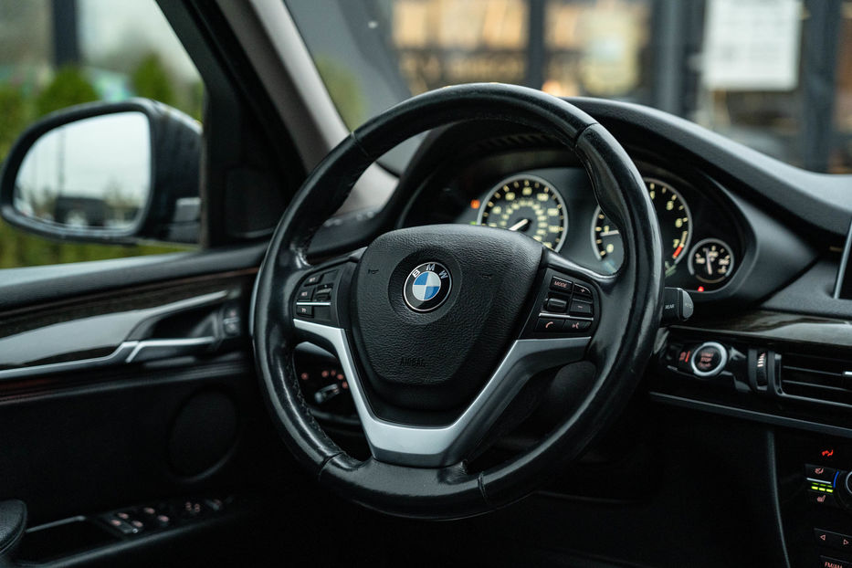 Продам BMW X5 xDrive35i 2014 года в Черновцах