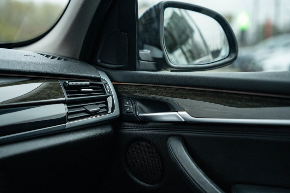 Продам BMW X5 xDrive35i 2014 года в Черновцах