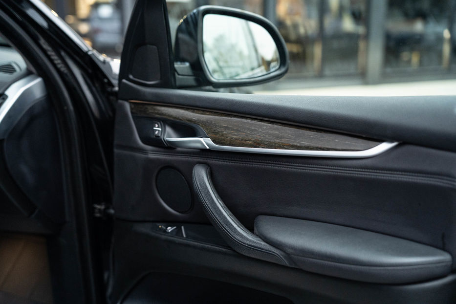 Продам BMW X5 xDrive35i 2014 года в Черновцах