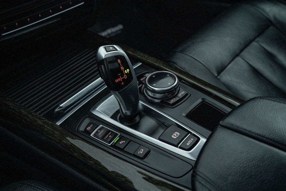 Продам BMW X5 xDrive35i 2014 года в Черновцах