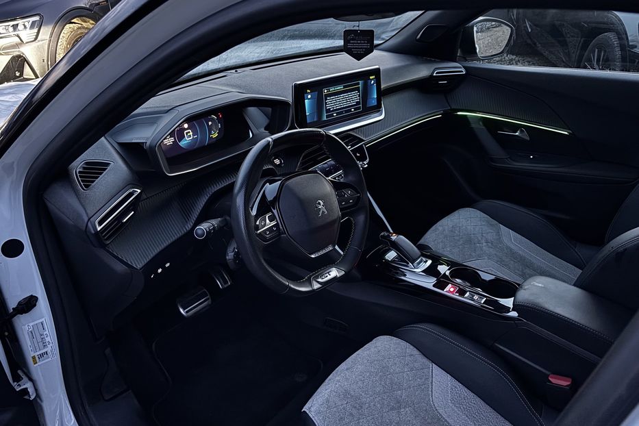 Продам Peugeot 2008 GT EV 50 KW авто у Львові  2020 года в Львове