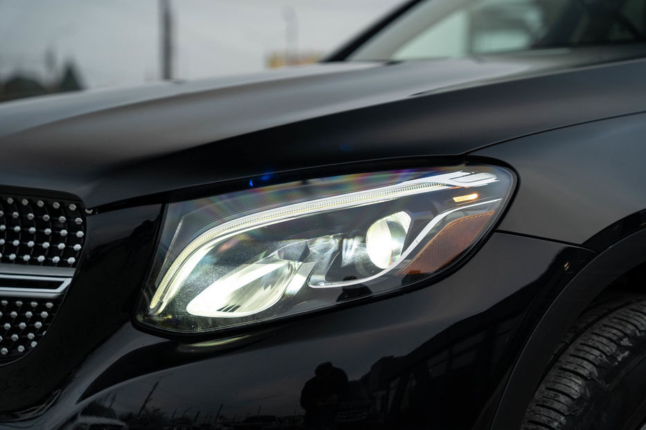 Продам Mercedes-Benz GLC-Class 300 4Matic 2018 года в Черновцах