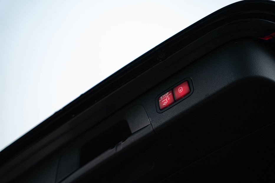 Продам Mercedes-Benz GLC-Class 300 4Matic 2018 года в Черновцах