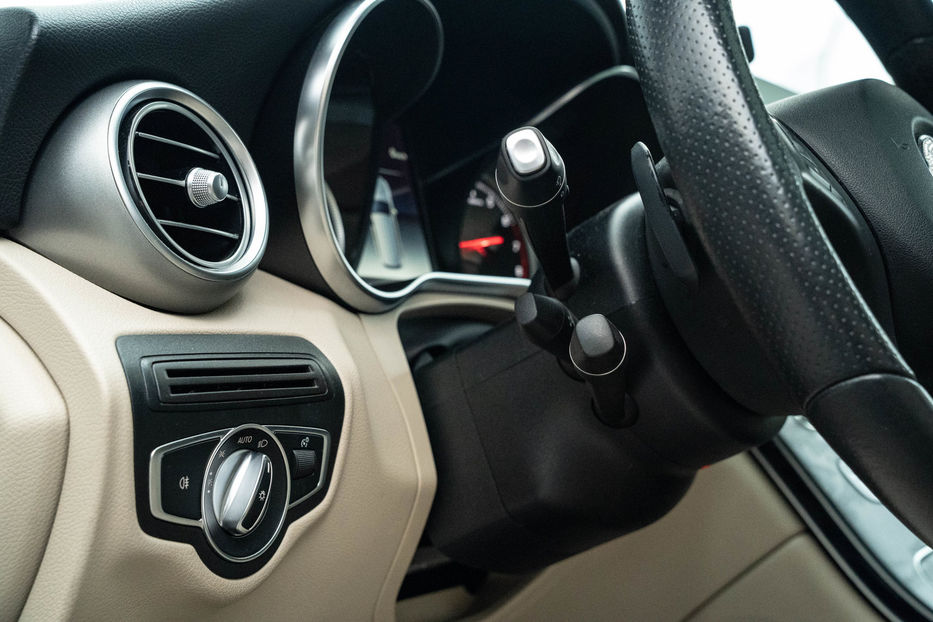 Продам Mercedes-Benz GLC-Class 300 4Matic 2018 года в Черновцах