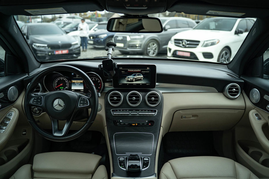 Продам Mercedes-Benz GLC-Class 300 4Matic 2018 года в Черновцах