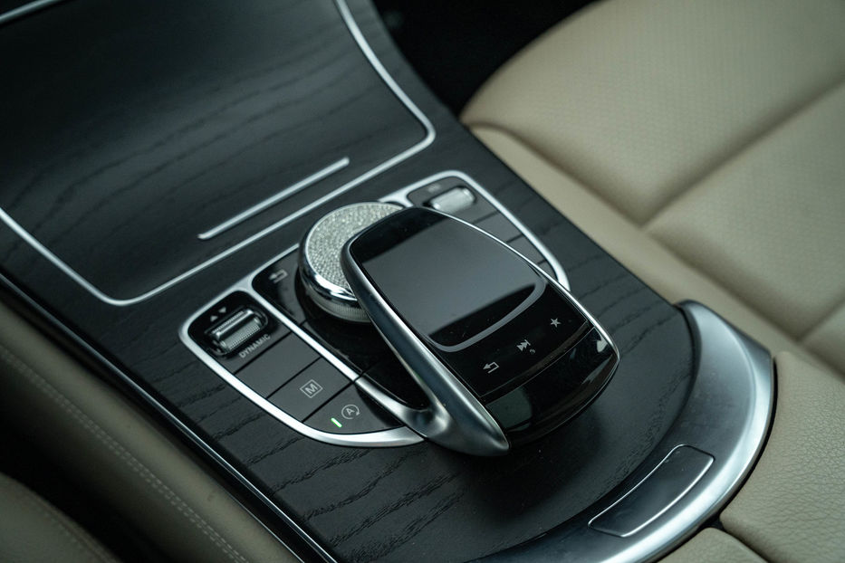 Продам Mercedes-Benz GLC-Class 300 4Matic 2018 года в Черновцах