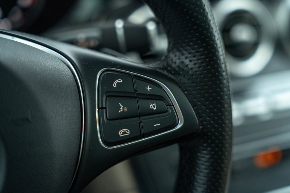 Продам Mercedes-Benz GLC-Class 300 4Matic 2018 года в Черновцах