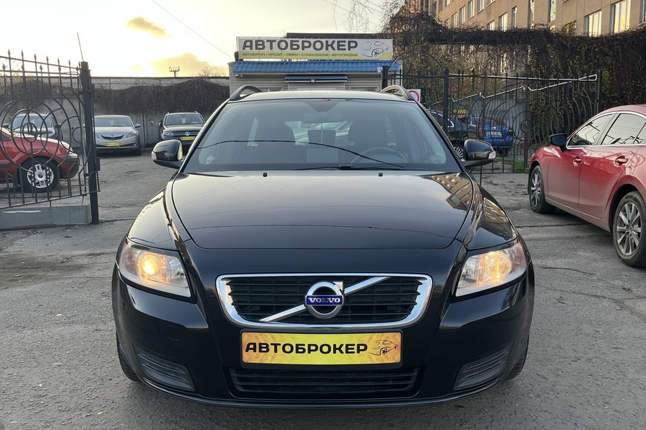 Продам Volvo V50 TDI 2011 года в Николаеве