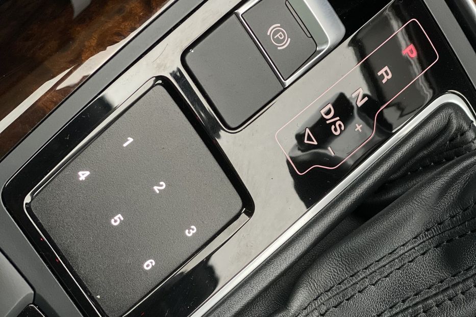 Продам Audi A6 2015 года в Луцке