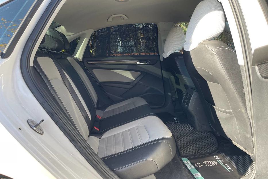 Продам Volkswagen Passat B7 2014 года в Черновцах