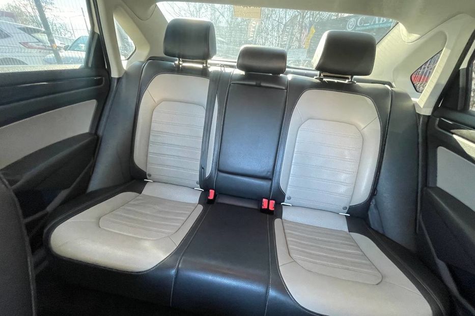 Продам Volkswagen Passat B7 2014 года в Черновцах