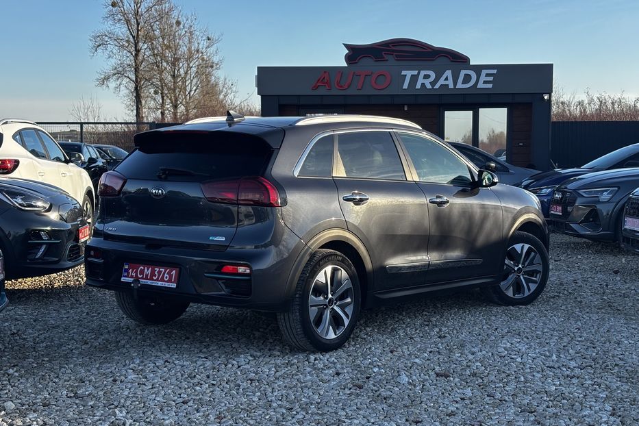 Продам Kia Niro 64 KW авто у Львові  2020 года в Львове