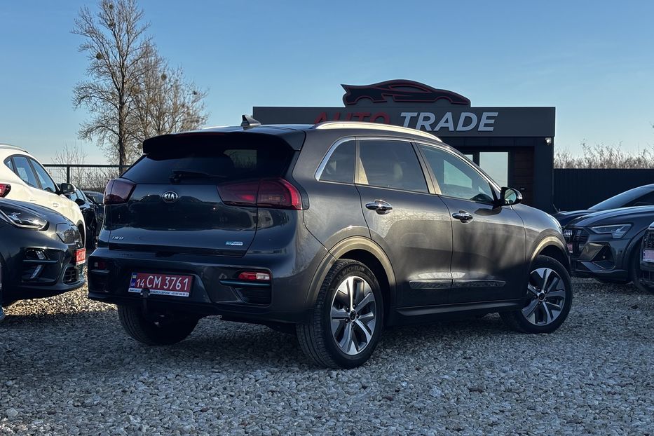 Продам Kia Niro 64 KW авто у Львові  2020 года в Львове