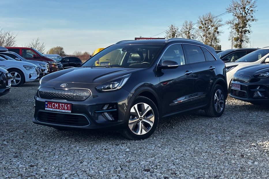 Продам Kia Niro 64 KW авто у Львові  2020 года в Львове
