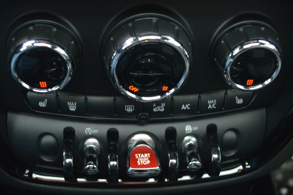 Продам MINI Clubman 2016 года в Одессе