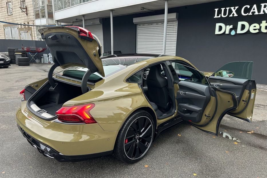 Продам Audi E-Tron GT RS 2021 года в Киеве