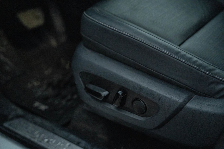 Продам Lexus HS TX 350 AWD 2024 года в Черновцах