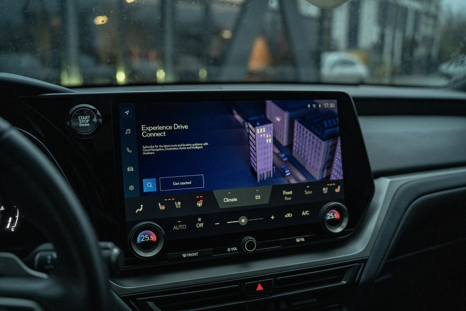 Продам Lexus HS TX 350 AWD 2024 года в Черновцах