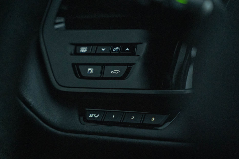 Продам Lexus HS TX 350 AWD 2024 года в Черновцах