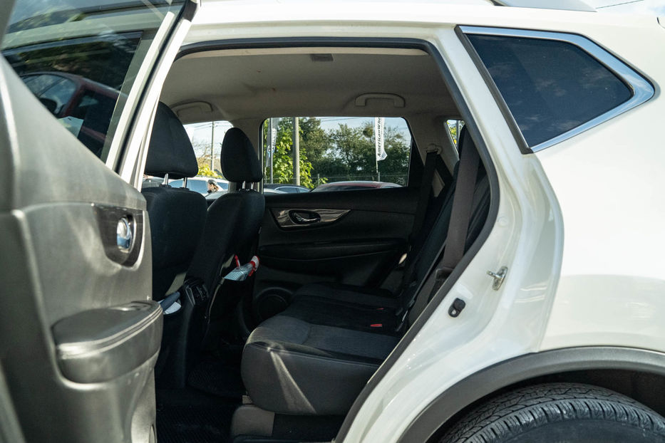 Продам Nissan Rogue SV 2017 года в Черновцах