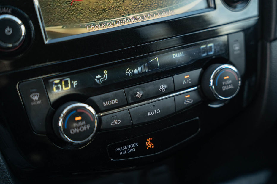 Продам Nissan Rogue SV 2017 года в Черновцах