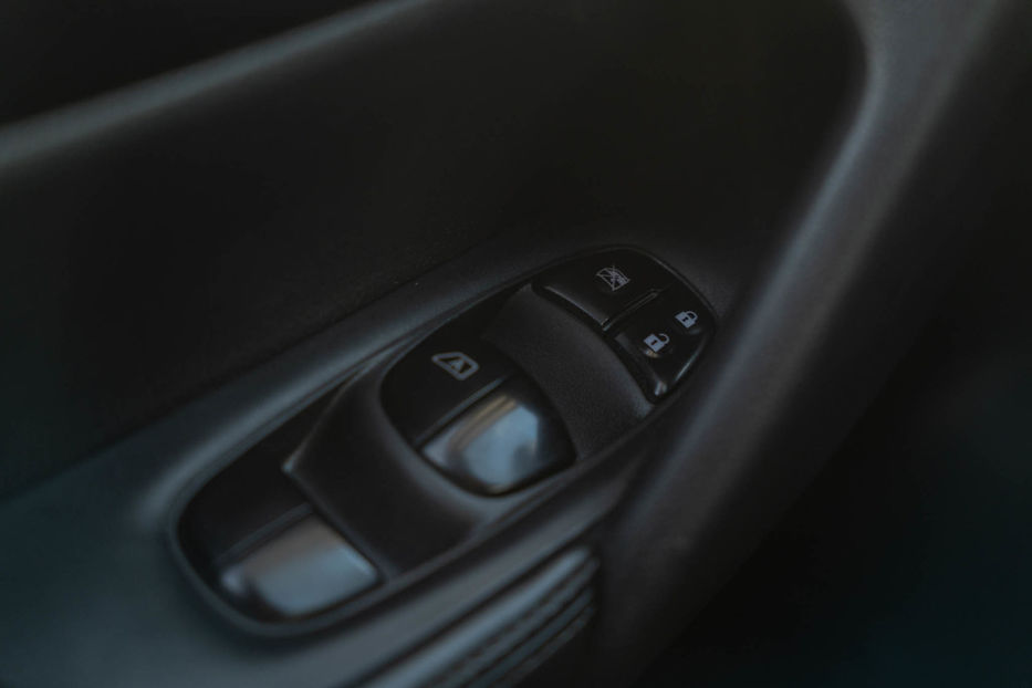 Продам Nissan Rogue SV 2017 года в Черновцах