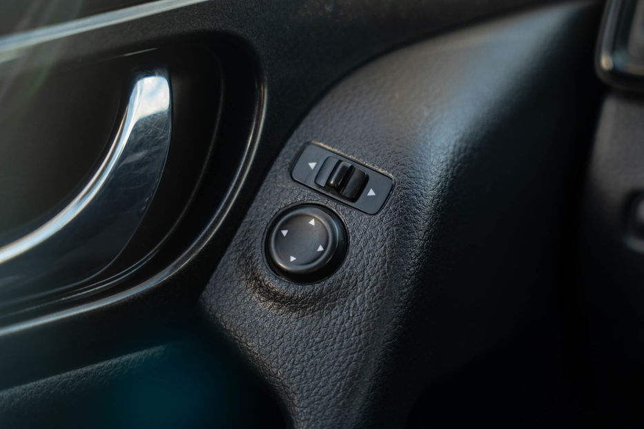 Продам Nissan Rogue SV 2017 года в Черновцах