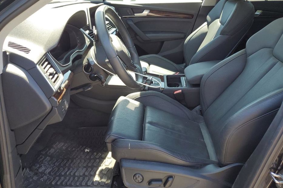 Продам Audi Q5 Premium Plus 2020 года в Черновцах