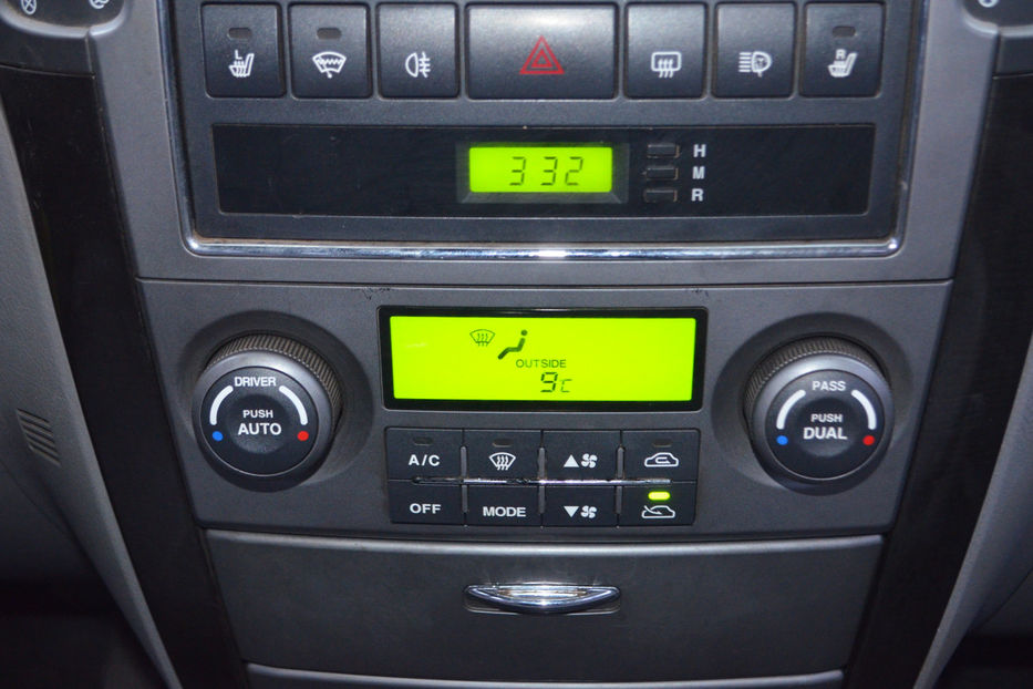 Продам Kia Sorento  2.5 DCR MT (140 к.с.) 2006 года в Киеве