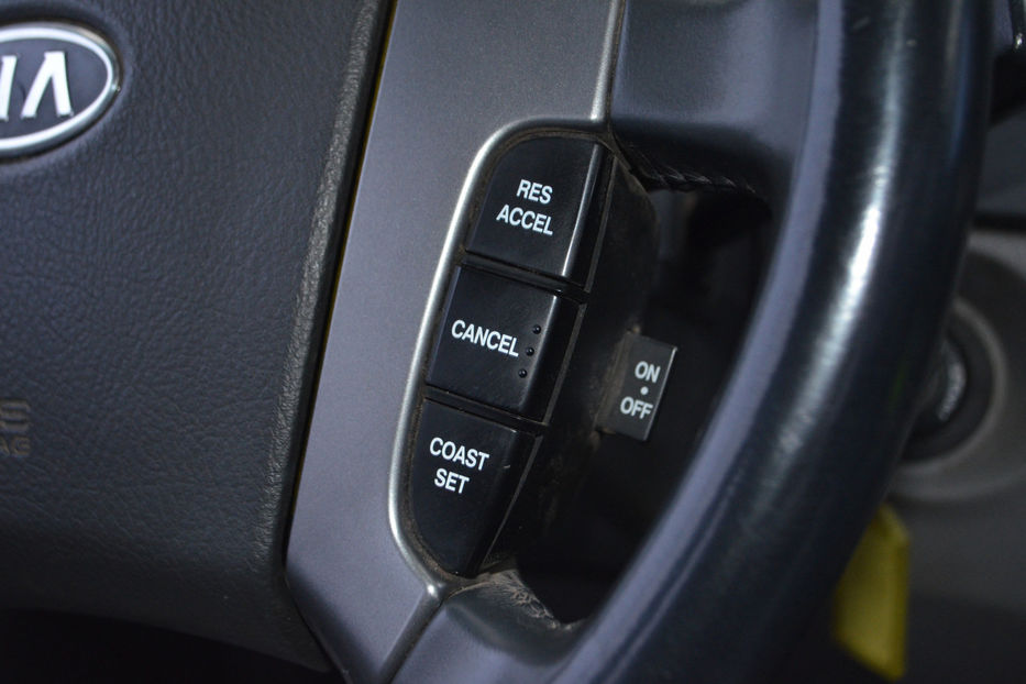 Продам Kia Sorento  2.5 DCR MT (140 к.с.) 2006 года в Киеве