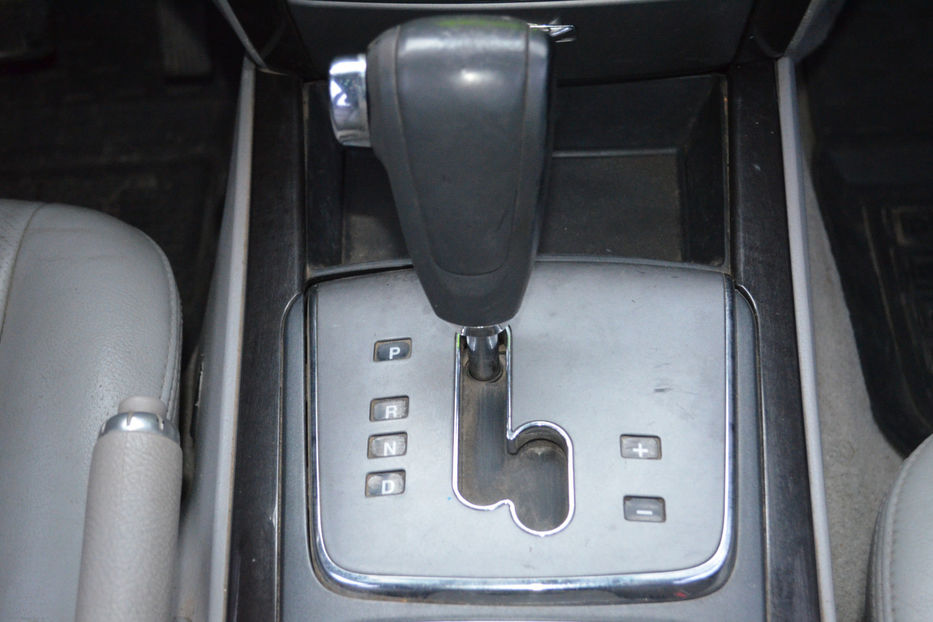 Продам Kia Sorento  2.5 DCR MT (140 к.с.) 2006 года в Киеве