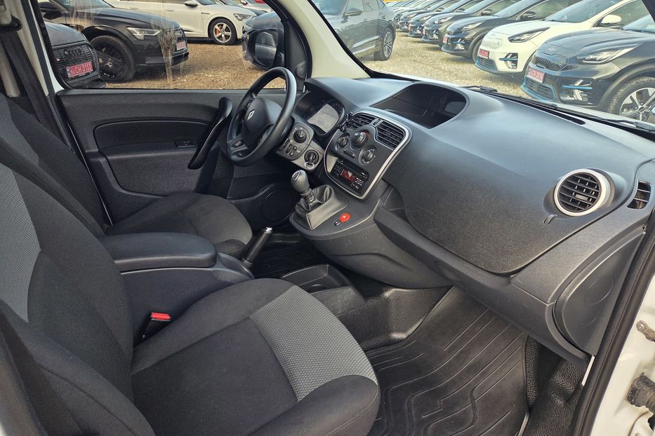 Продам Renault Kangoo груз. 2020 года в Львове