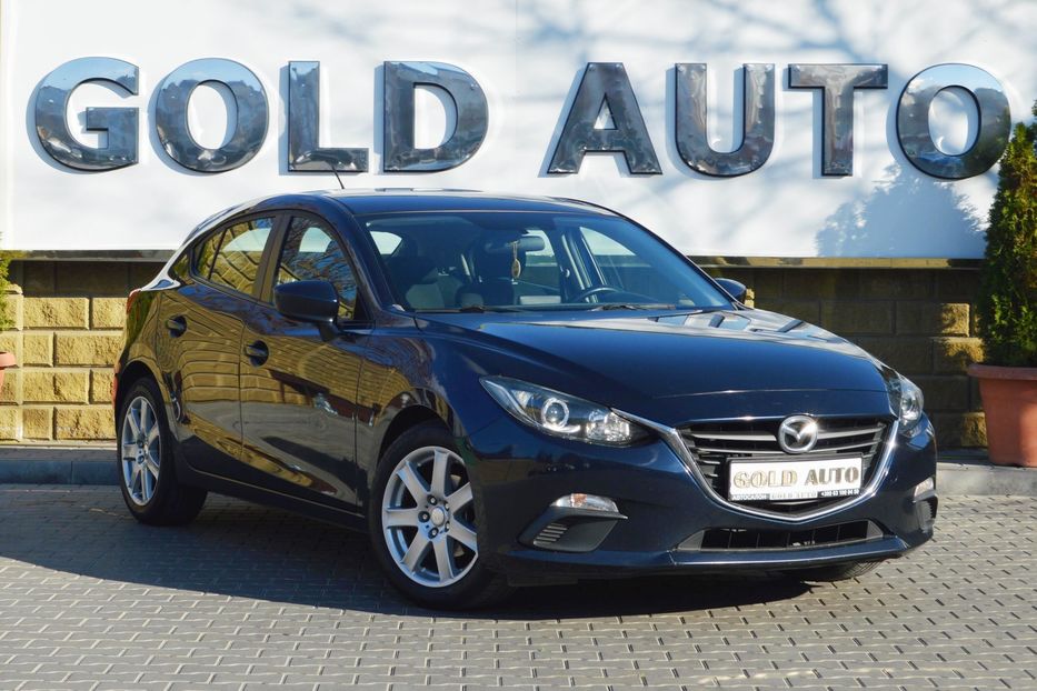 Продам Mazda 3 2015 года в Одессе