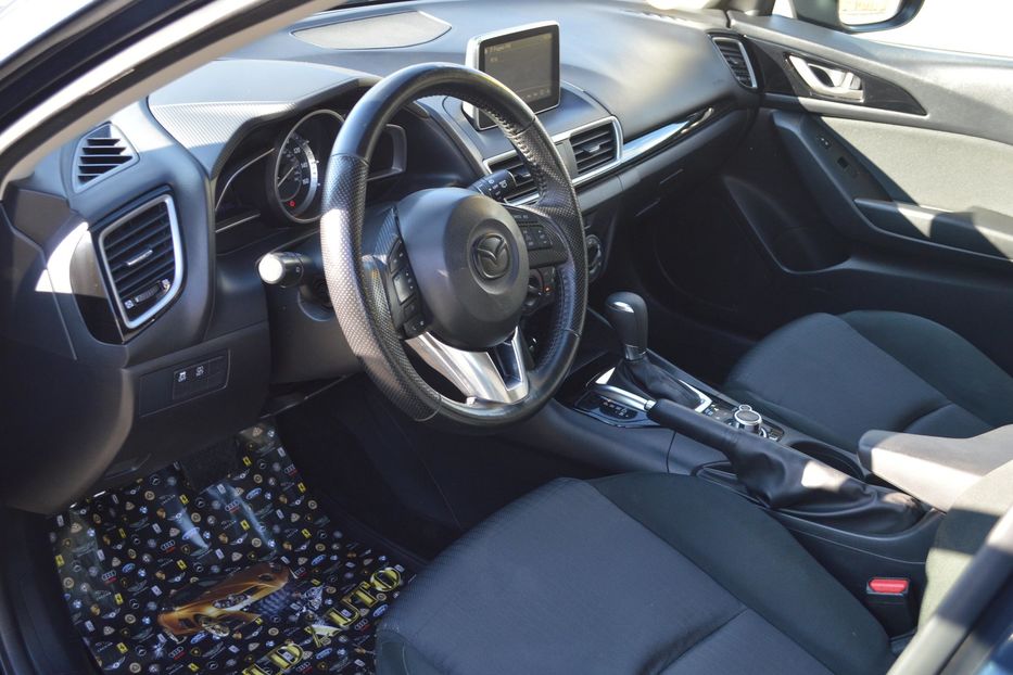 Продам Mazda 3 2015 года в Одессе