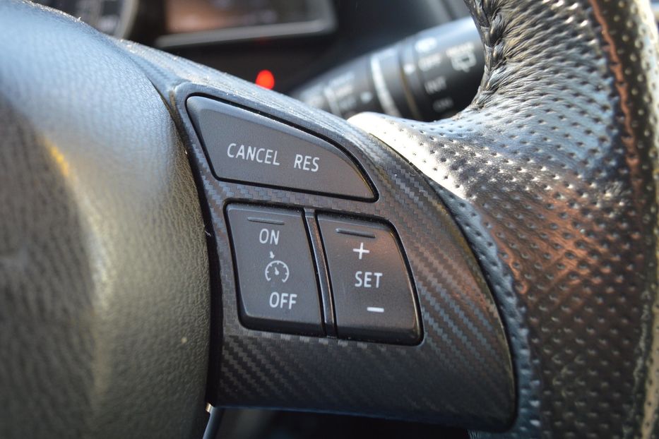 Продам Mazda 3 2015 года в Одессе