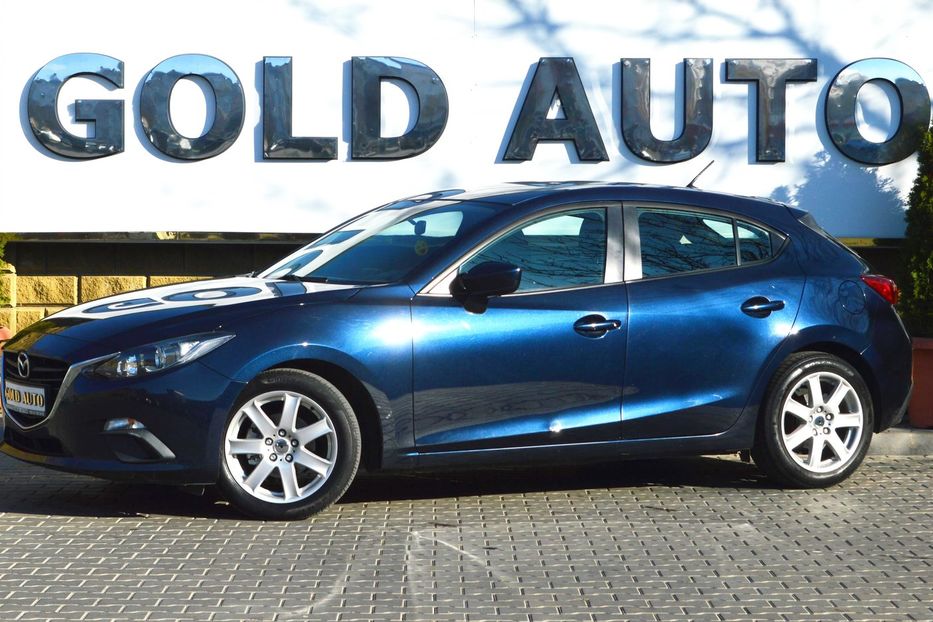 Продам Mazda 3 2015 года в Одессе