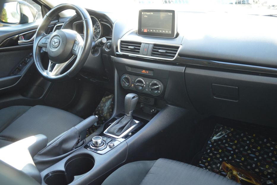 Продам Mazda 3 2015 года в Одессе