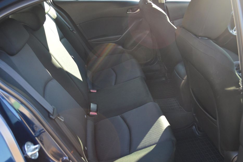 Продам Mazda 3 2015 года в Одессе