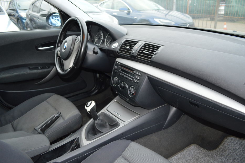 Продам BMW 118 2006 года в Одессе