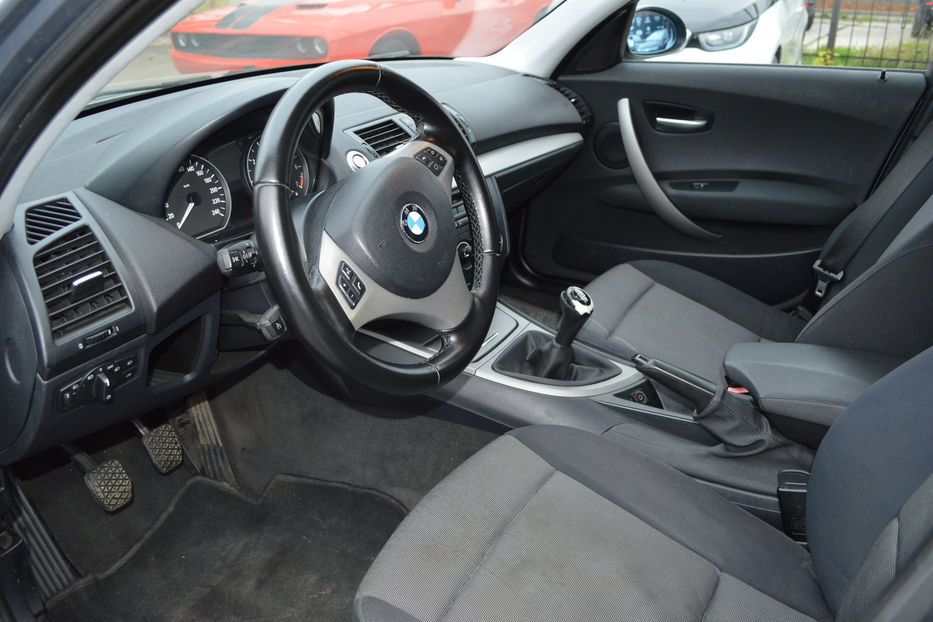 Продам BMW 118 2006 года в Одессе