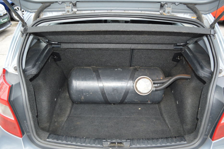 Продам BMW 118 2006 года в Одессе