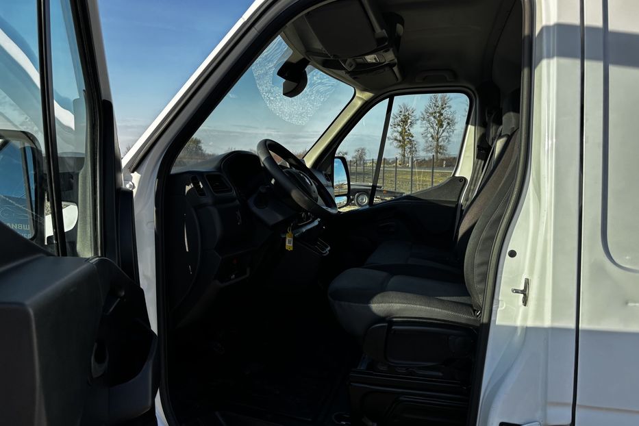 Продам Renault Master груз. 2020 года в Львове