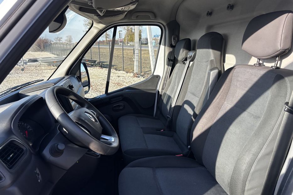 Продам Renault Master груз. 2020 года в Львове