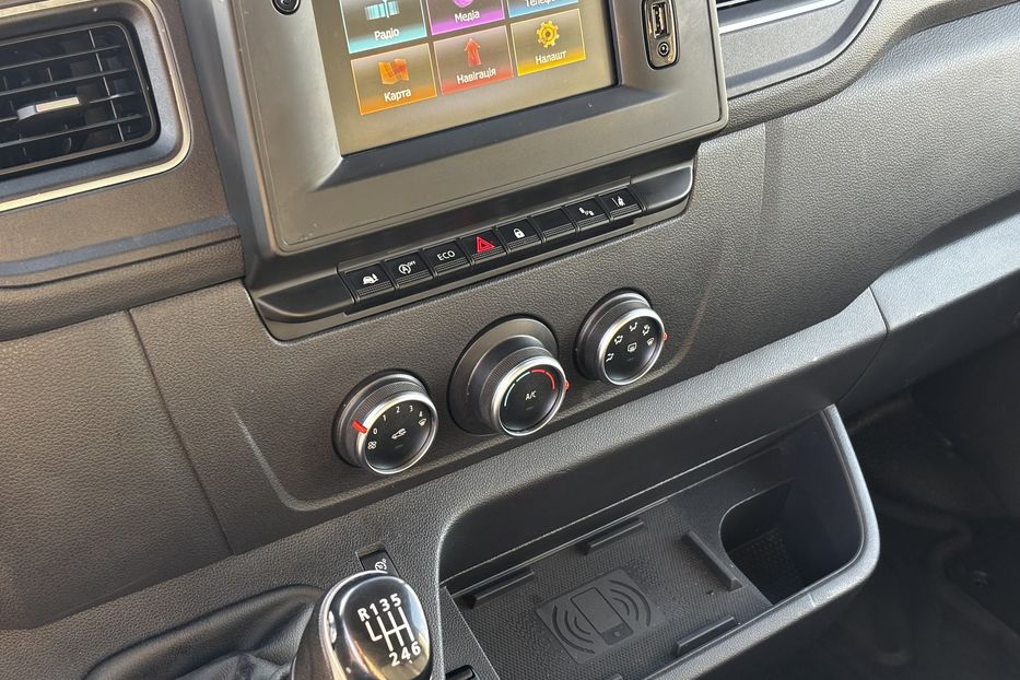 Продам Renault Master груз. 2020 года в Львове
