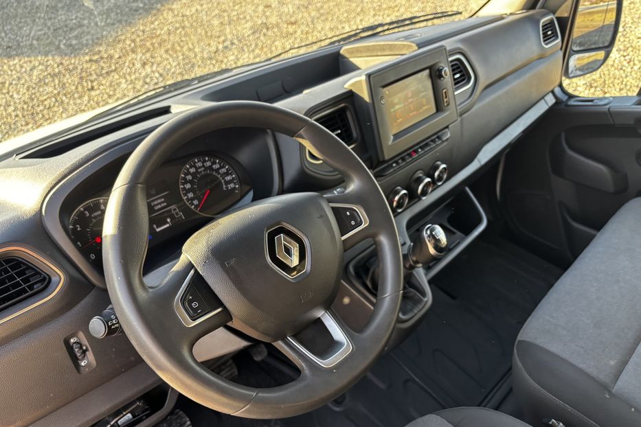 Продам Renault Master груз. 2020 года в Львове