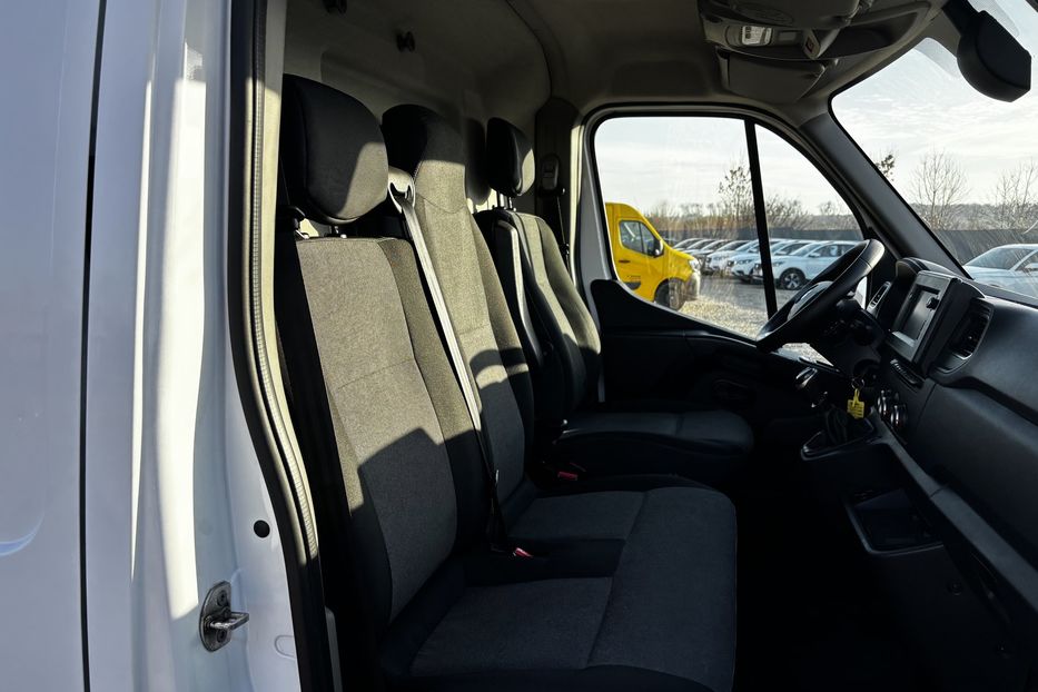 Продам Renault Master груз. 2020 года в Львове